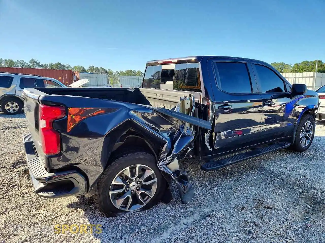 3 Photograph of a damaged car 3GCUDEE85PG221701 CHEVROLET SILVERADO 2023
