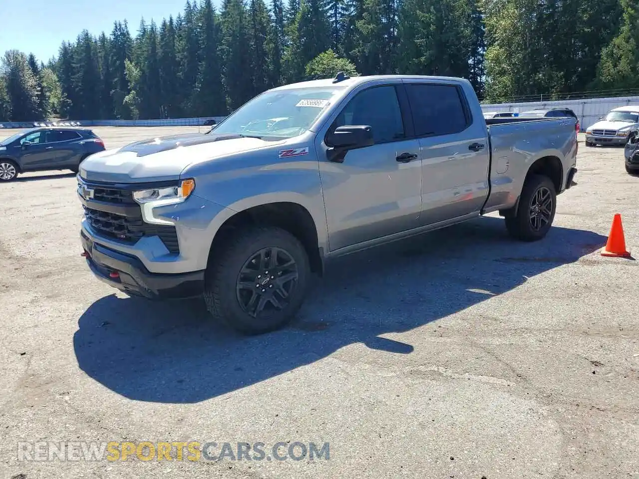1 Photograph of a damaged car 3GCUDFEDXPG189766 CHEVROLET SILVERADO 2023