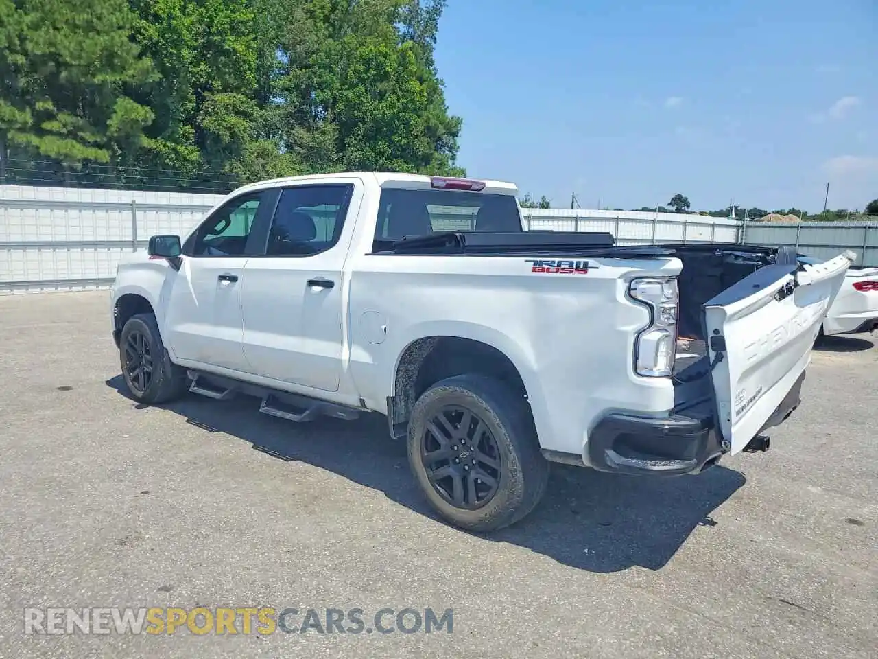 2 Photograph of a damaged car 3GCUDFEL0PG209661 CHEVROLET SILVERADO 2023