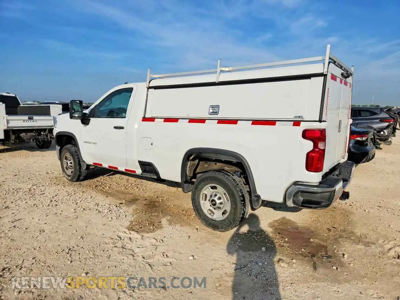 2 Фотография поврежденного автомобиля 1GC0WLE77RF361709 CHEVROLET SILVERADO 2024