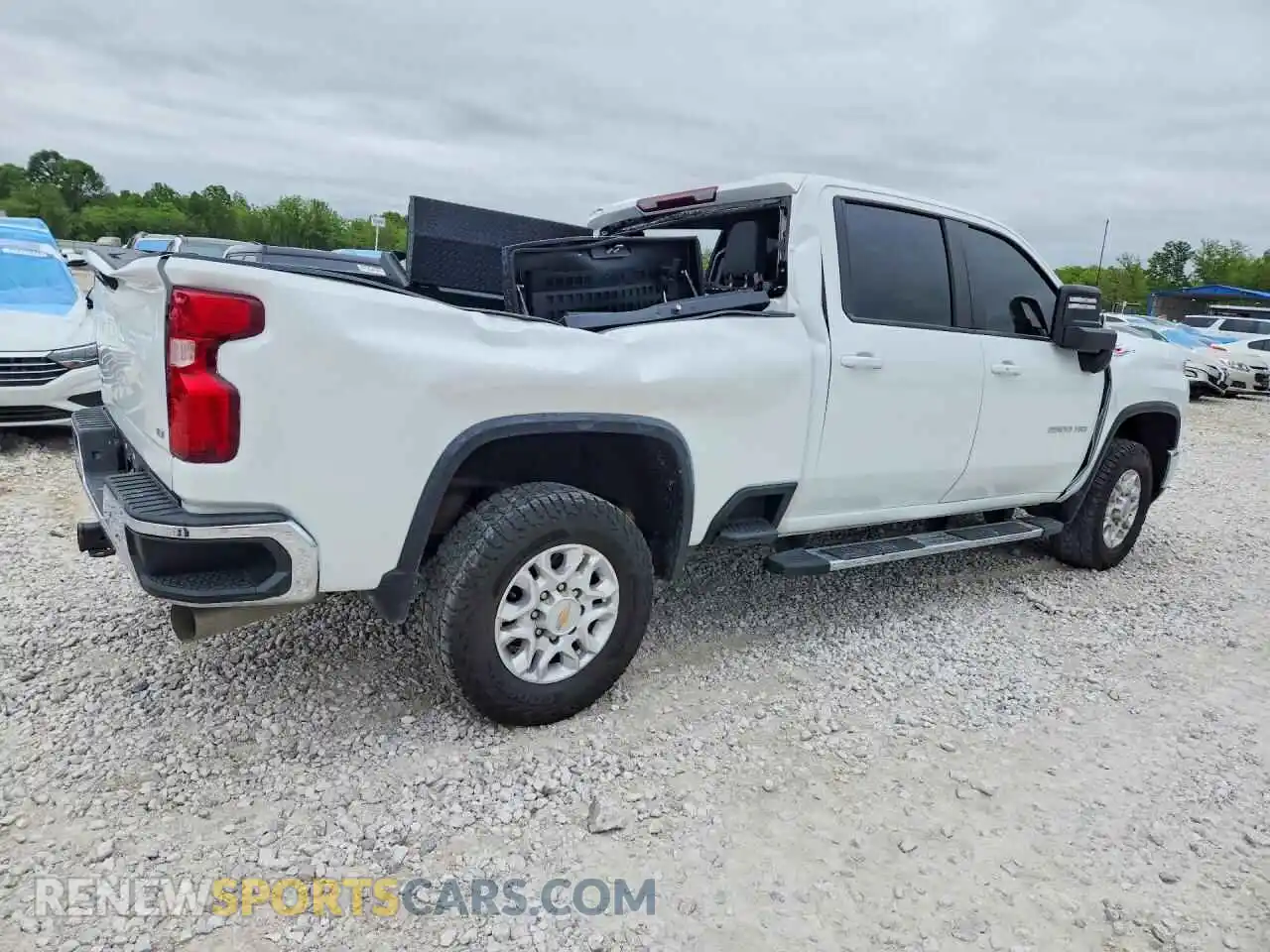 3 fotografías del automóvil dañado 1GC1YNEYXRF248629 CHEVROLET SILVERADO 2024