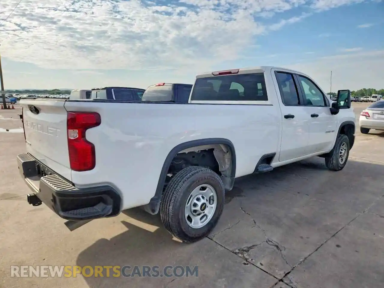 3 Photograph of a damaged car 1GC2WLE78RF417228 CHEVROLET SILVERADO 2024