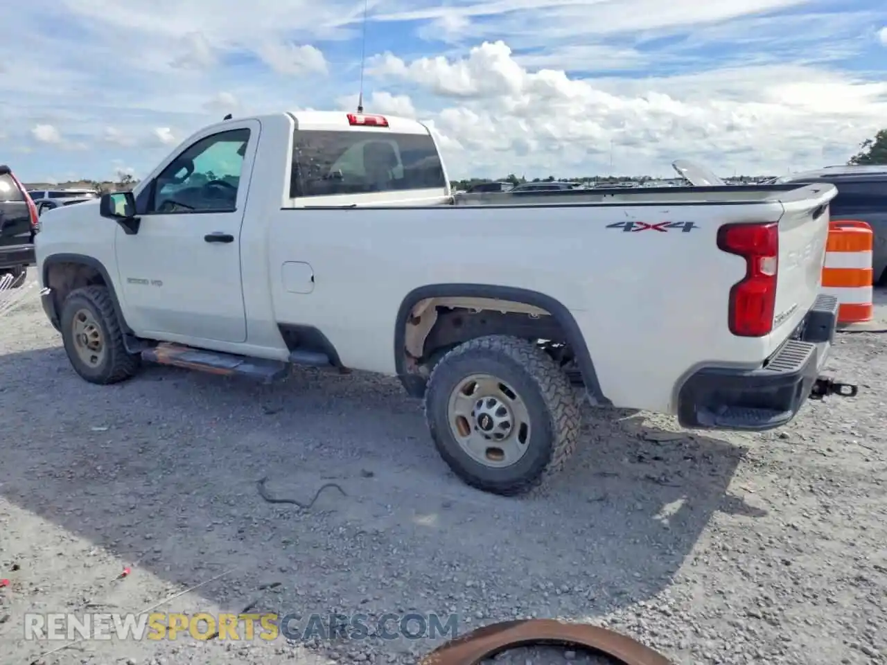 2 Фотография поврежденного автомобиля 1GC3YLE74RF153195 CHEVROLET SILVERADO 2024
