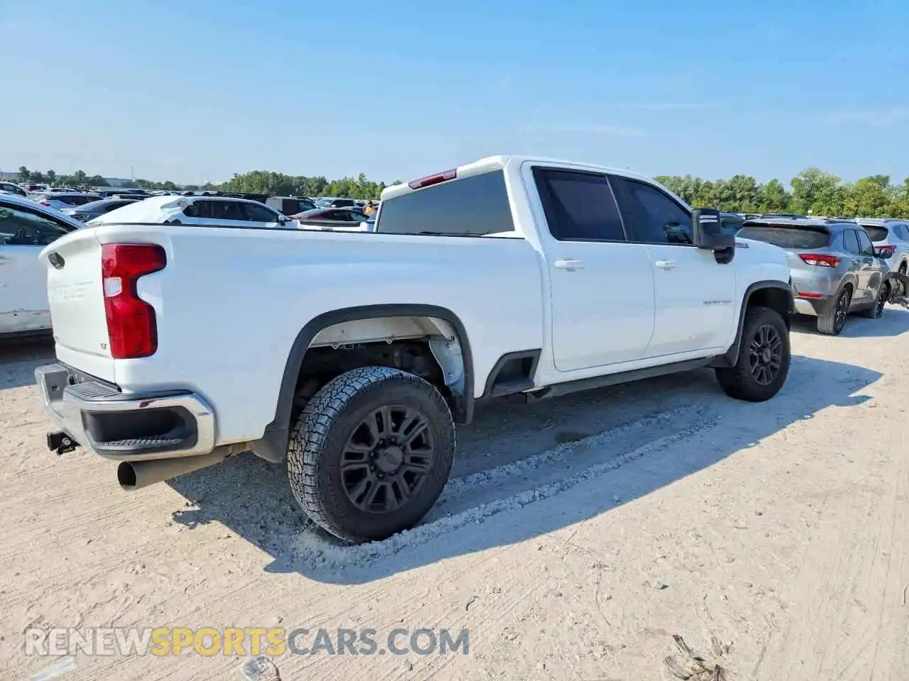 3 Photograph of a damaged car 1GC4YNEY8RF119611 CHEVROLET SILVERADO 2024