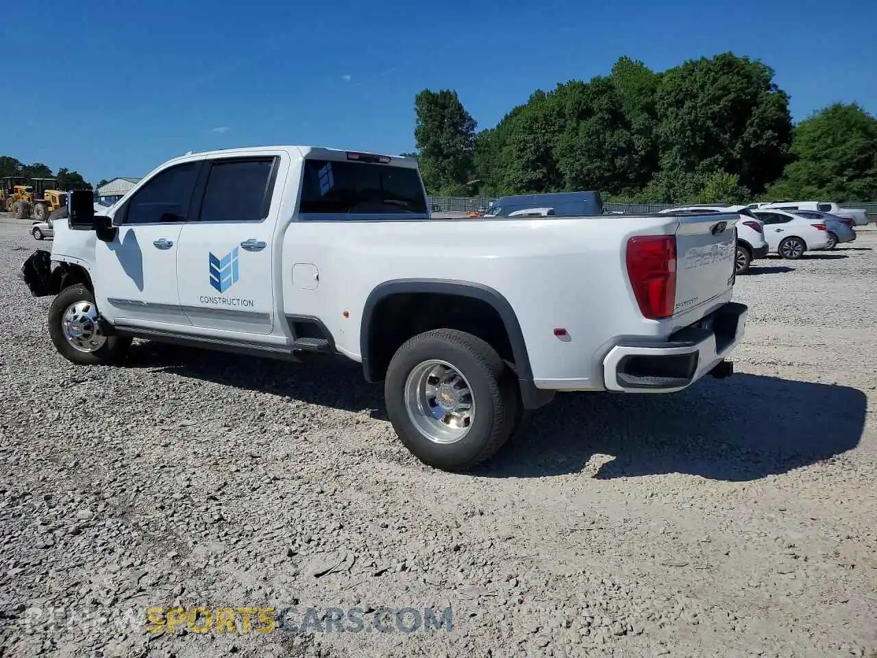 2 Photograph of a damaged car 1GC4YVEY5RF109408 CHEVROLET SILVERADO 2024