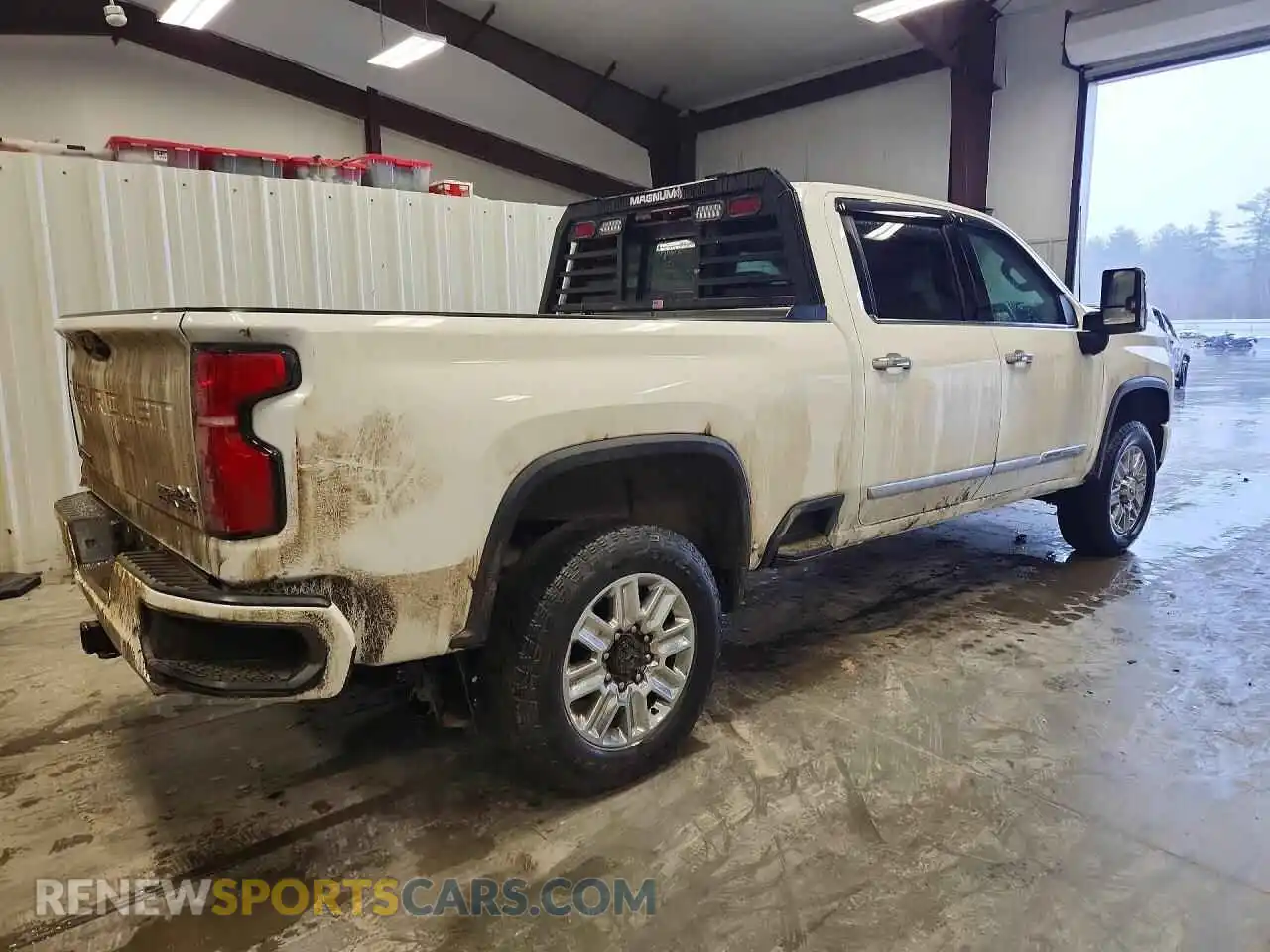3 Photograph of a damaged car 1GC4YVEY6RF144068 CHEVROLET SILVERADO 2024