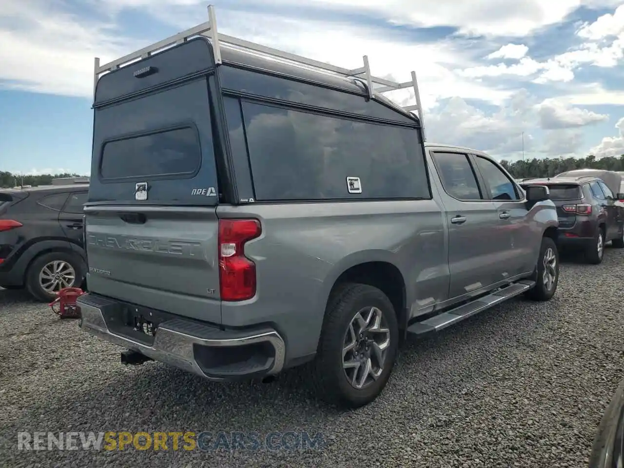 3 Фотография поврежденного автомобиля 1GCPACEK2RZ182056 CHEVROLET SILVERADO 2024