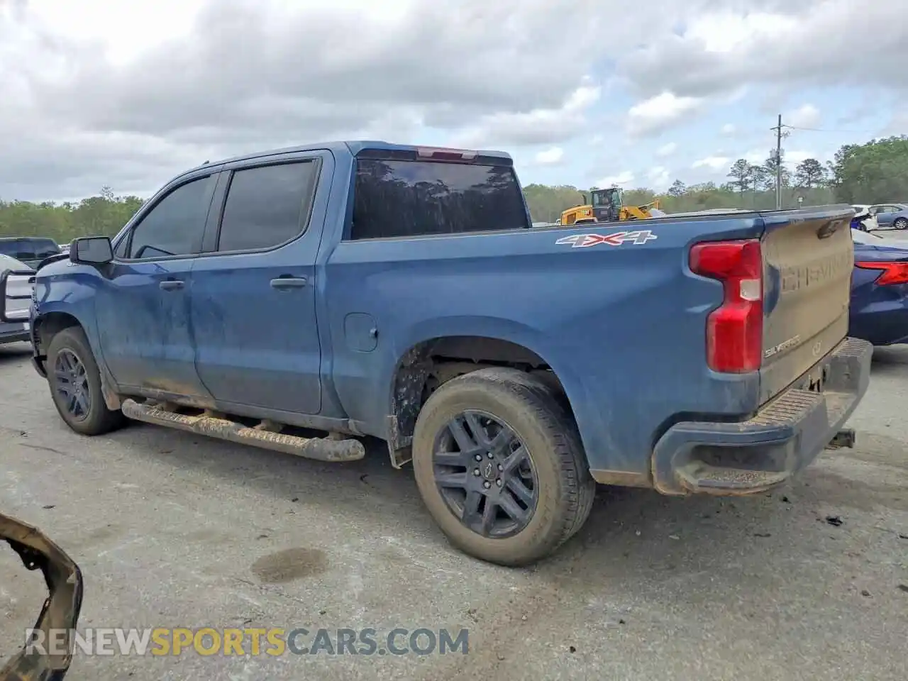 2 Фотография поврежденного автомобиля 1GCPDBEK8RZ220598 CHEVROLET SILVERADO 2024