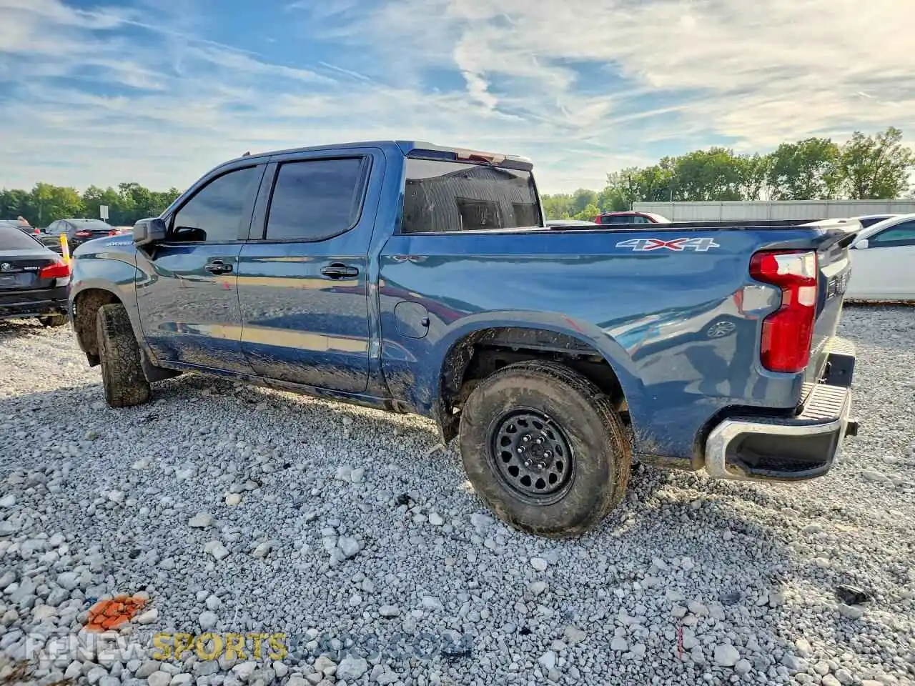 2 Photograph of a damaged car 1GCPDKEK2RZ262877 CHEVROLET SILVERADO 2024