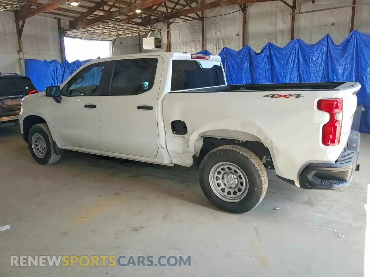 2 Photograph of a damaged car 1GCUDAED9RZ136403 CHEVROLET SILVERADO 2024