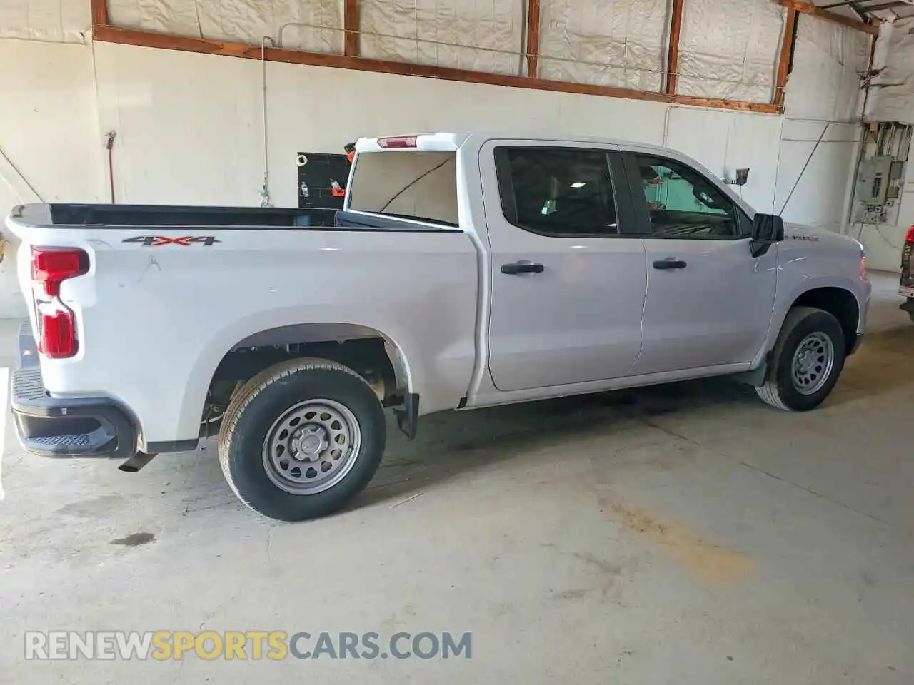 3 Photograph of a damaged car 1GCUDAED9RZ136403 CHEVROLET SILVERADO 2024