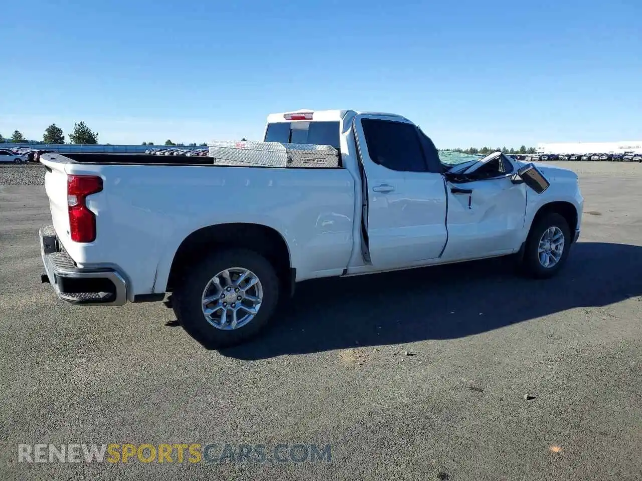 3 Photograph of a damaged car 1GCUDDEDXRZ281645 CHEVROLET SILVERADO 2024