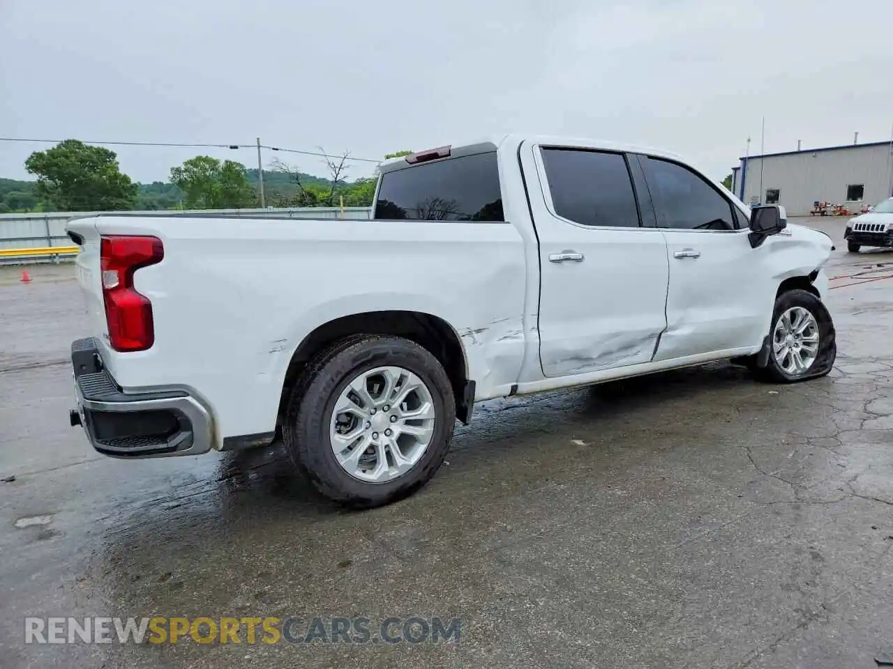 3 Photograph of a damaged car 1GCUDGED8RZ346073 CHEVROLET SILVERADO 2024