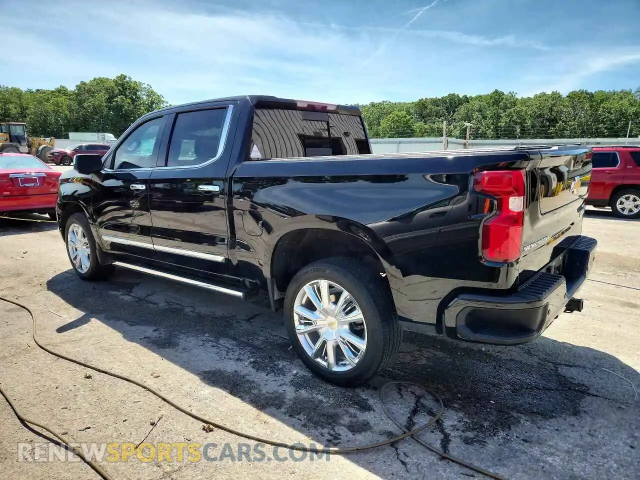 2 fotografías del automóvil dañado 1GCUDJEDXRZ406643 CHEVROLET SILVERADO 2024