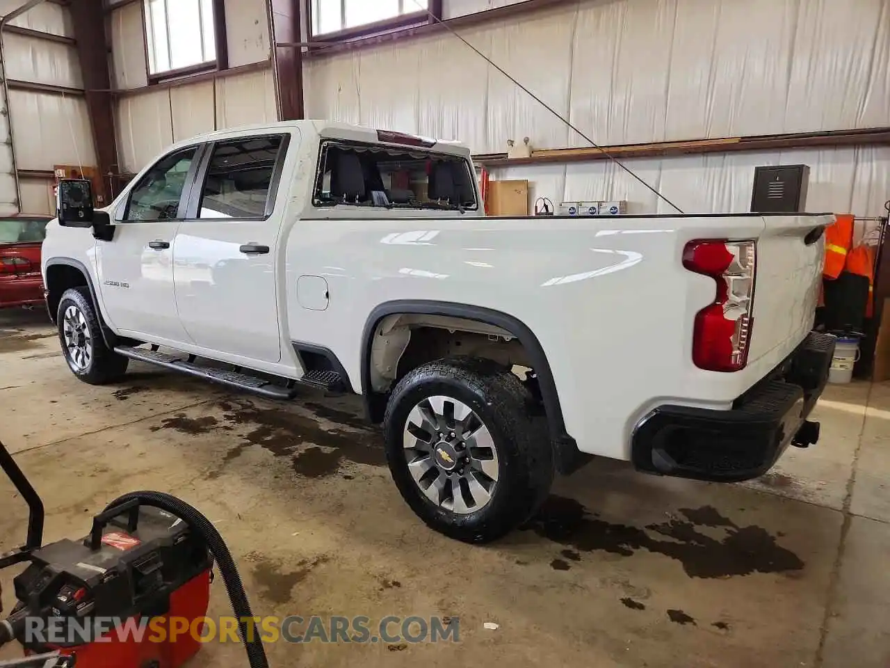 2 Photograph of a damaged car 2GC4YME77R1195149 CHEVROLET SILVERADO 2024