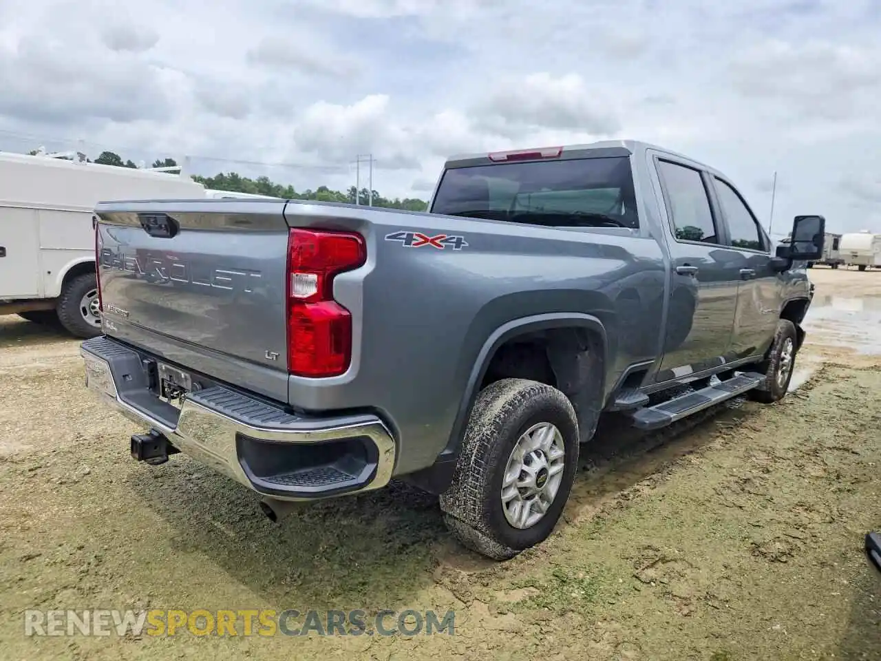 3 Photograph of a damaged car 2GC4YNE78R1204222 CHEVROLET SILVERADO 2024