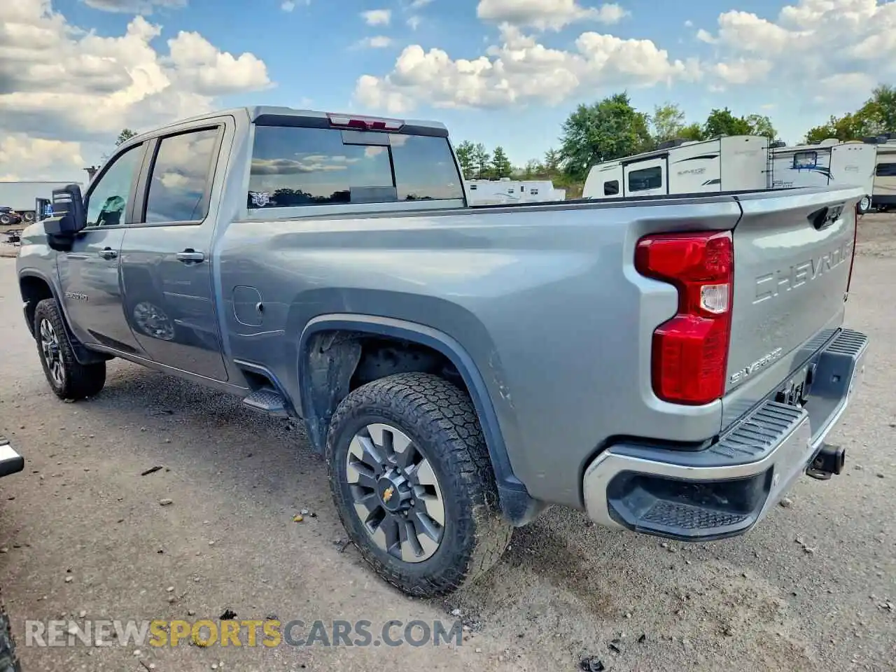2 Фотография поврежденного автомобиля 2GC4YNEY4R1137336 CHEVROLET SILVERADO 2024