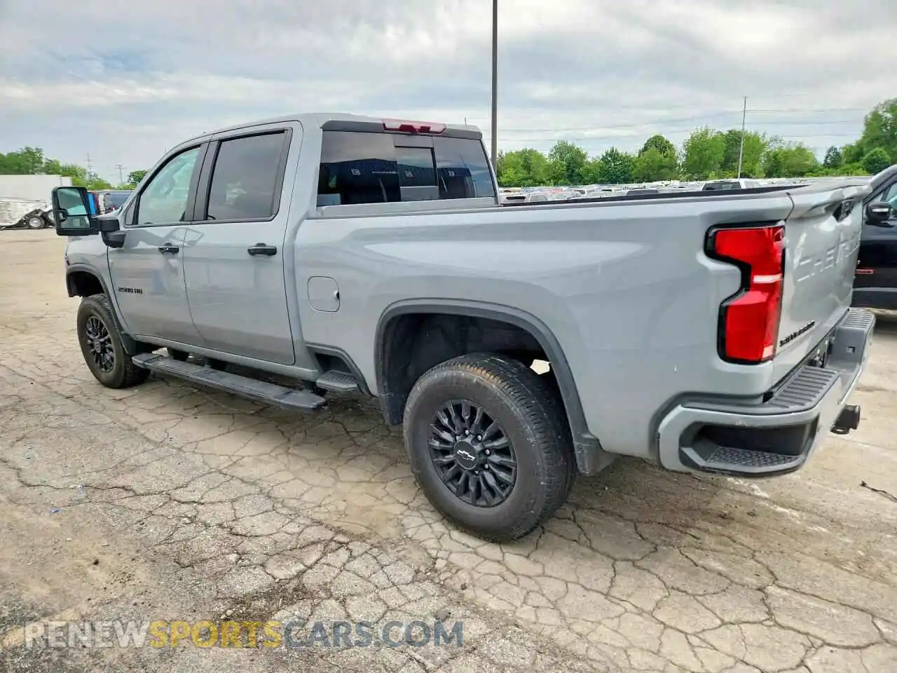 2 Photograph of a damaged car 2GC4YNEY7R1222560 CHEVROLET SILVERADO 2024
