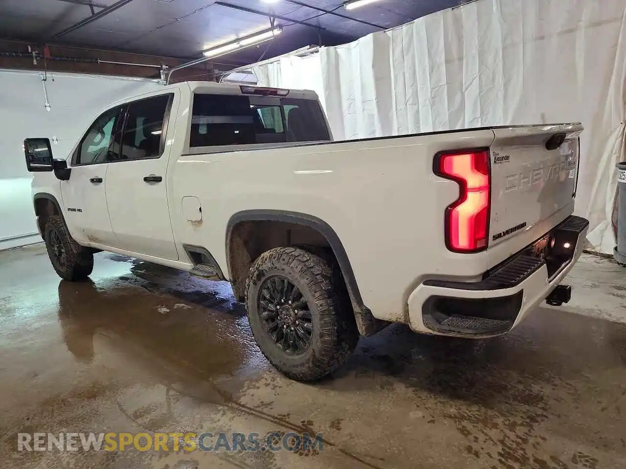 2 Photograph of a damaged car 2GC4YPEY7R1222991 CHEVROLET SILVERADO 2024
