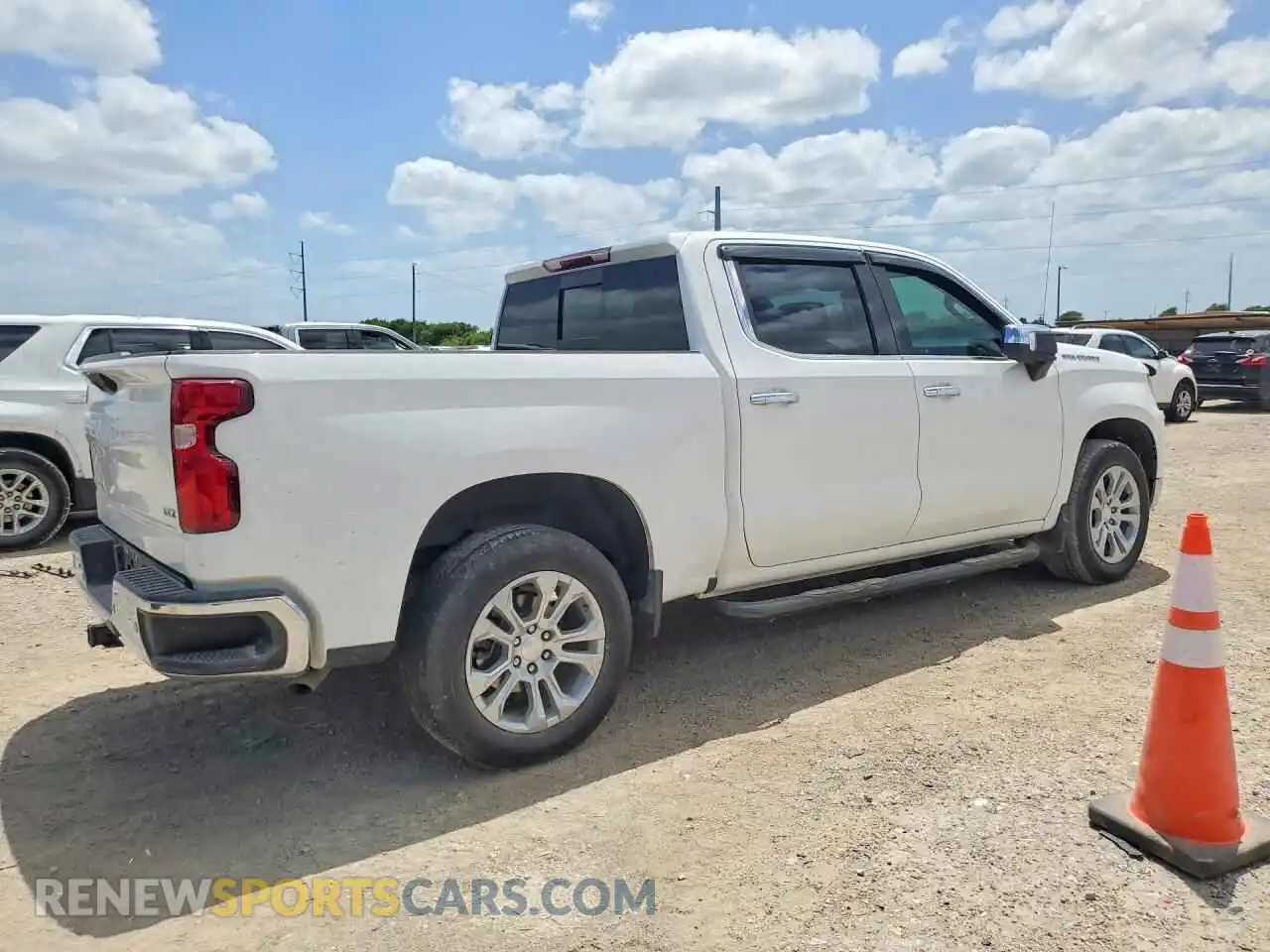 3 Photograph of a damaged car 2GCPAEEDXR1157248 CHEVROLET SILVERADO 2024
