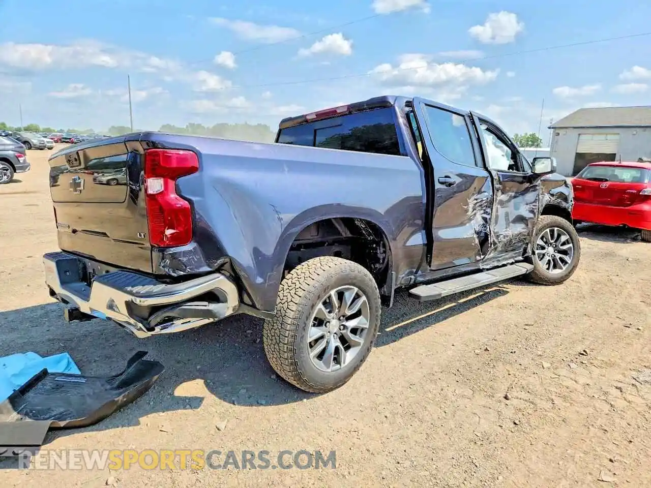 3 Photograph of a damaged car 2GCUDDED1R1219737 CHEVROLET SILVERADO 2024