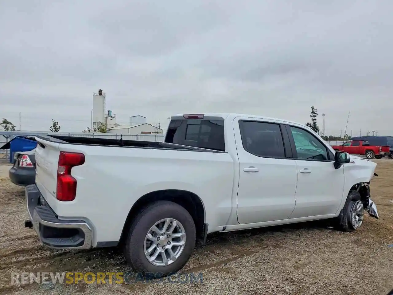 3 Photograph of a damaged car 2GCUDDED4R1269869 CHEVROLET SILVERADO 2024