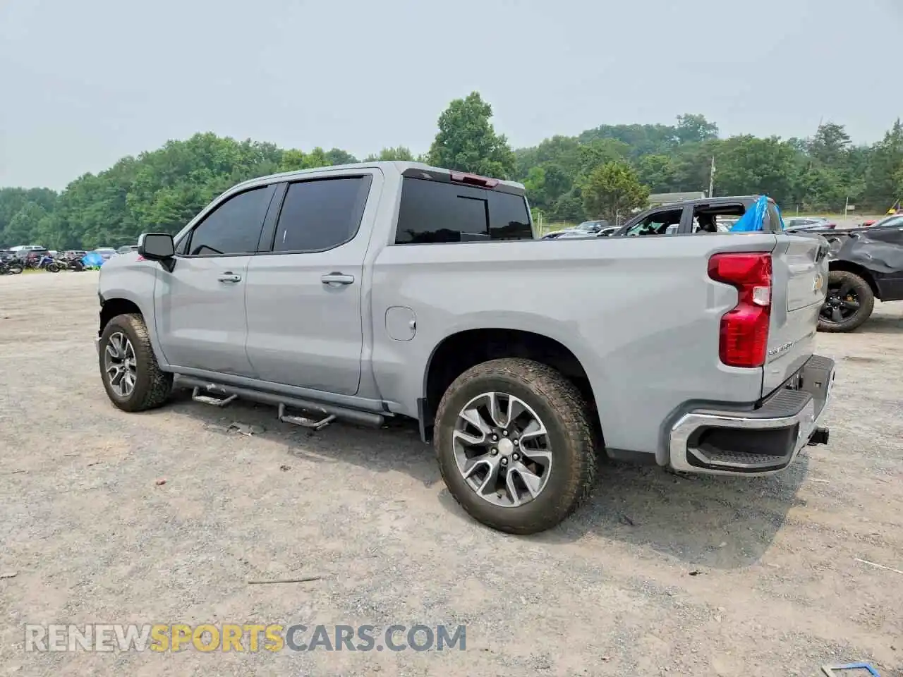 2 Photograph of a damaged car 2GCUDDED7R1234517 CHEVROLET SILVERADO 2024
