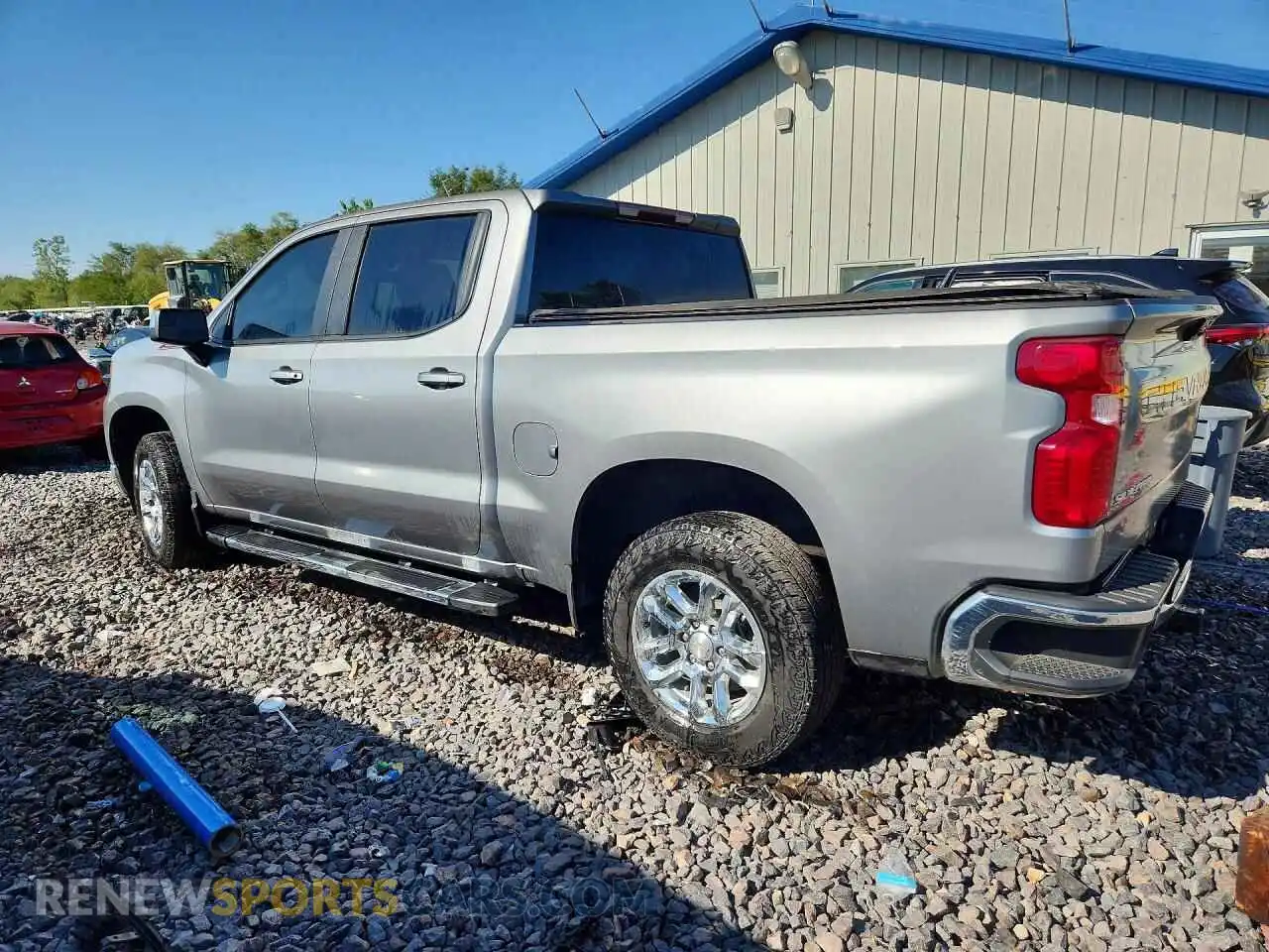 2 Фотография поврежденного автомобиля 2GCUDDED9R1238598 CHEVROLET SILVERADO 2024
