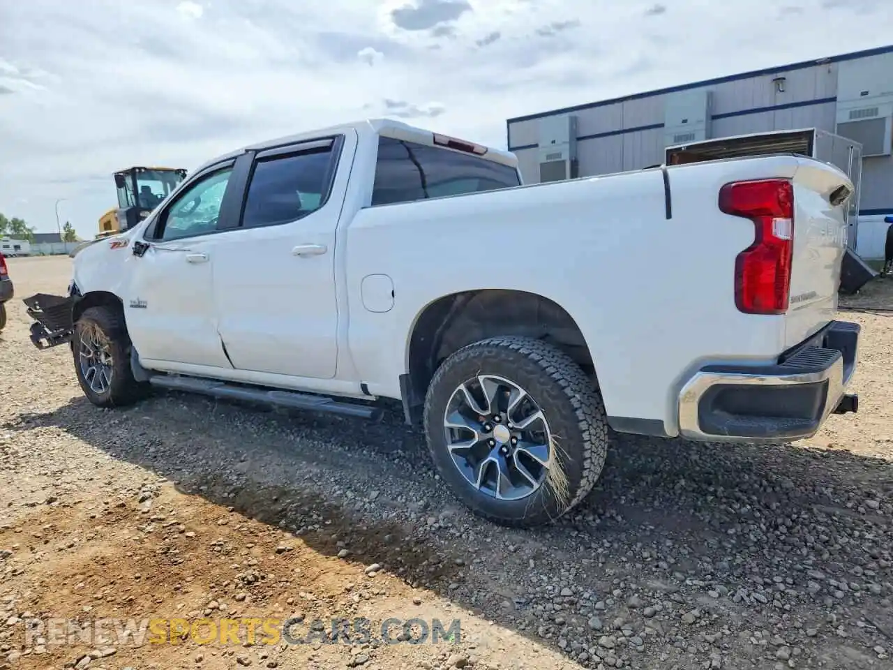 2 Photograph of a damaged car 2GCUDDEDXR1185118 CHEVROLET SILVERADO 2024