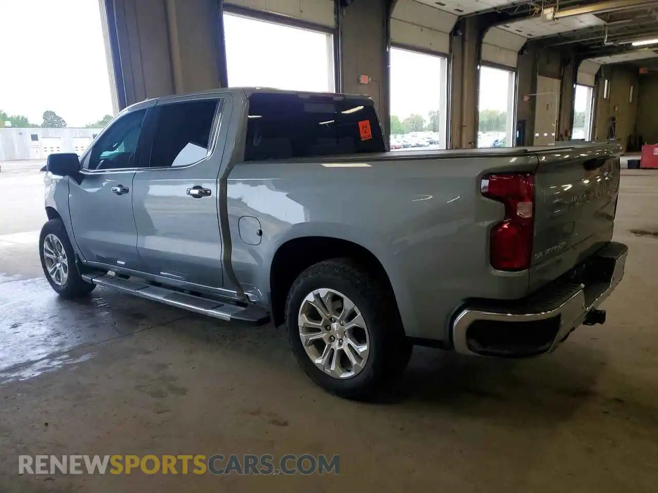2 Photograph of a damaged car 2GCUDGED2R1245118 CHEVROLET SILVERADO 2024