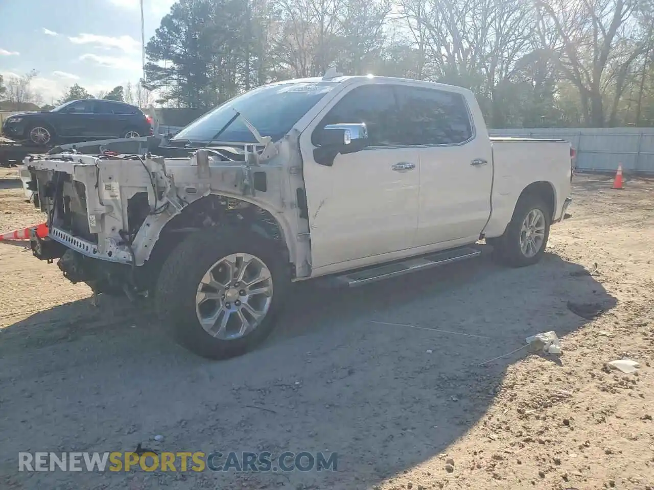 1 Photograph of a damaged car 2GCUDGED4R1159194 CHEVROLET SILVERADO 2024