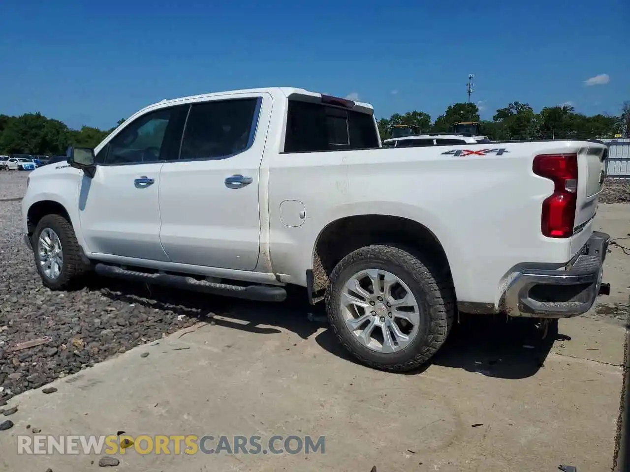 2 Photograph of a damaged car 2GCUDGEDXR1200489 CHEVROLET SILVERADO 2024
