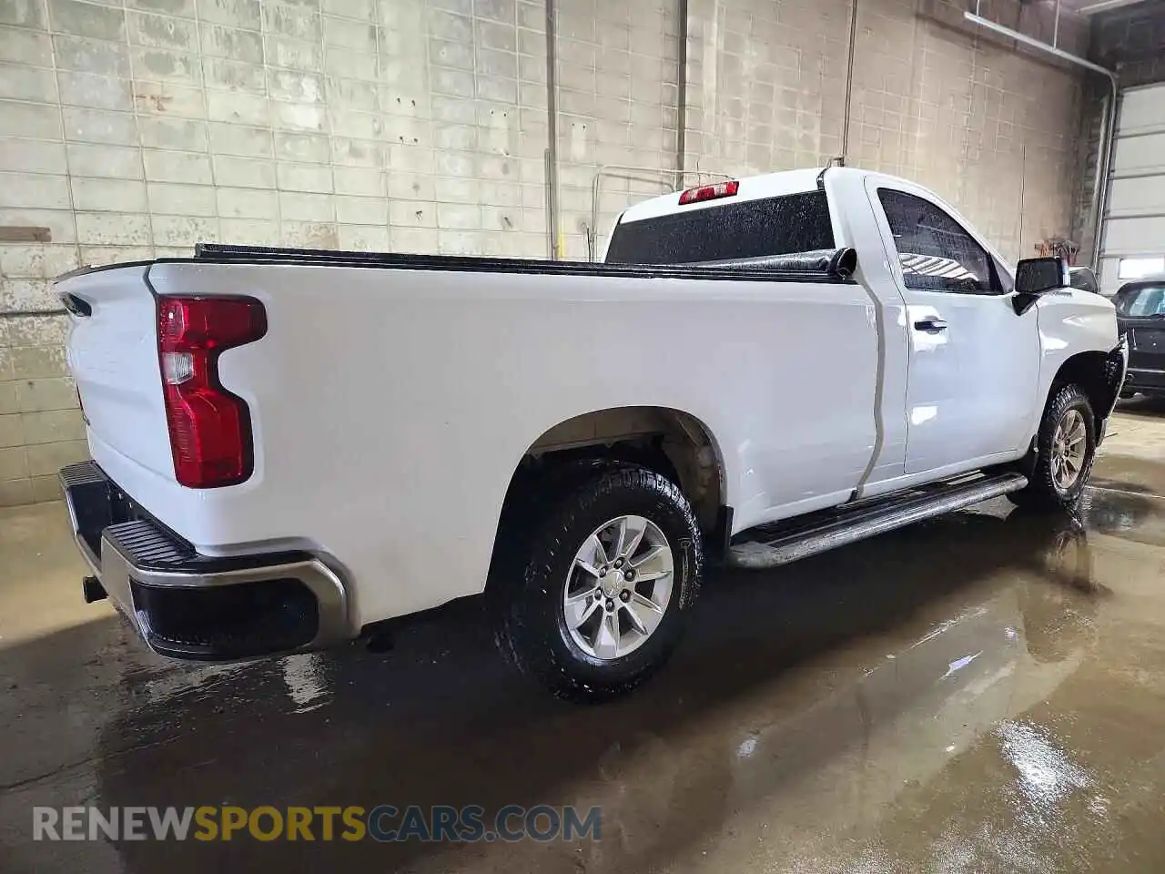 3 Photograph of a damaged car 3GCNAAEDXRG357604 CHEVROLET SILVERADO 2024