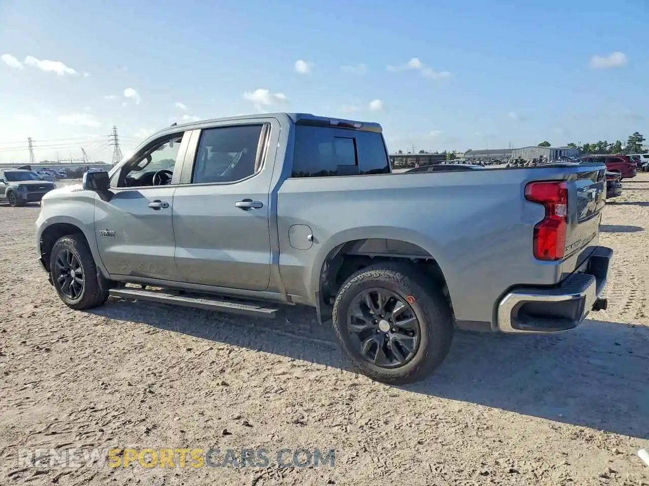 2 fotografías del automóvil dañado 3GCPACED0RG117093 CHEVROLET SILVERADO 2024
