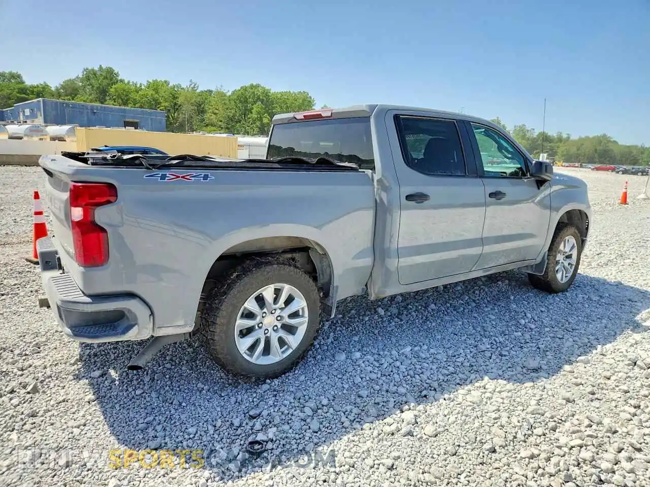 3 Photograph of a damaged car 3GCPDBEK6RG352081 CHEVROLET SILVERADO 2024