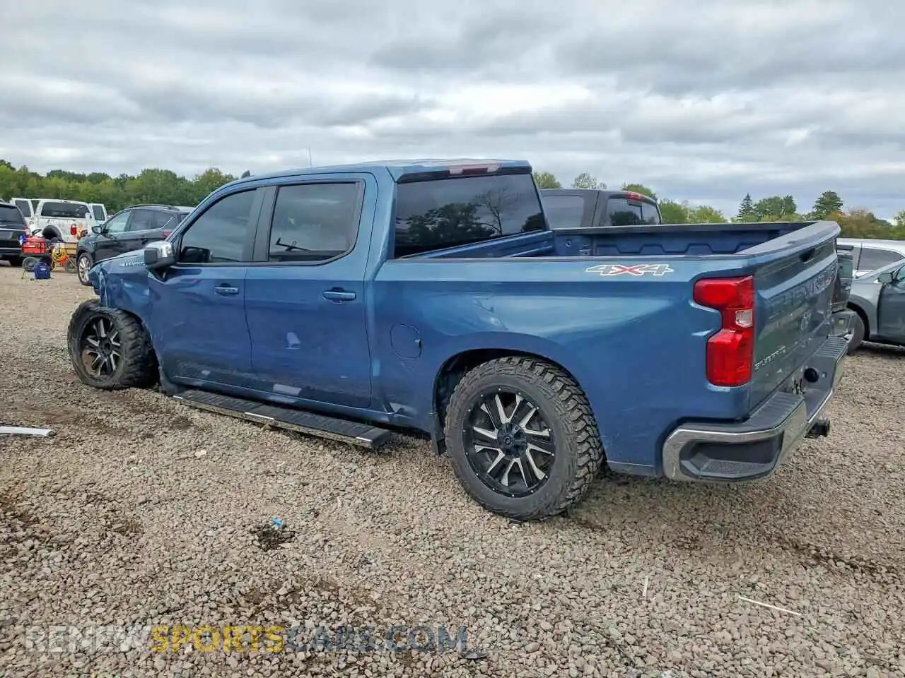 2 fotografías del automóvil dañado 3GCPDKEK3RG166529 CHEVROLET SILVERADO 2024