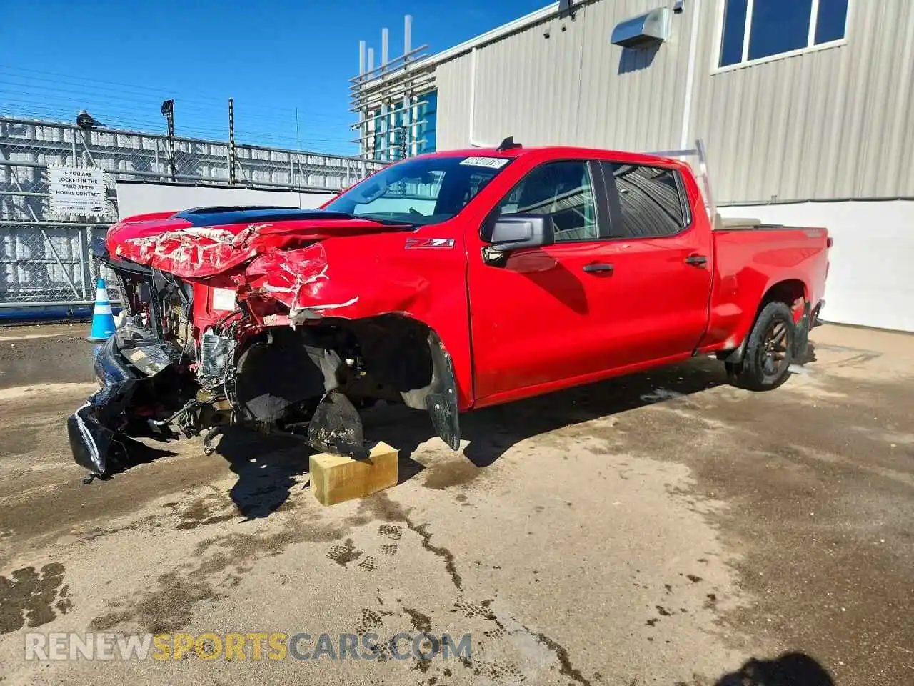 1 Photograph of a damaged car 3GCUDCED1RG299929 CHEVROLET SILVERADO 2024