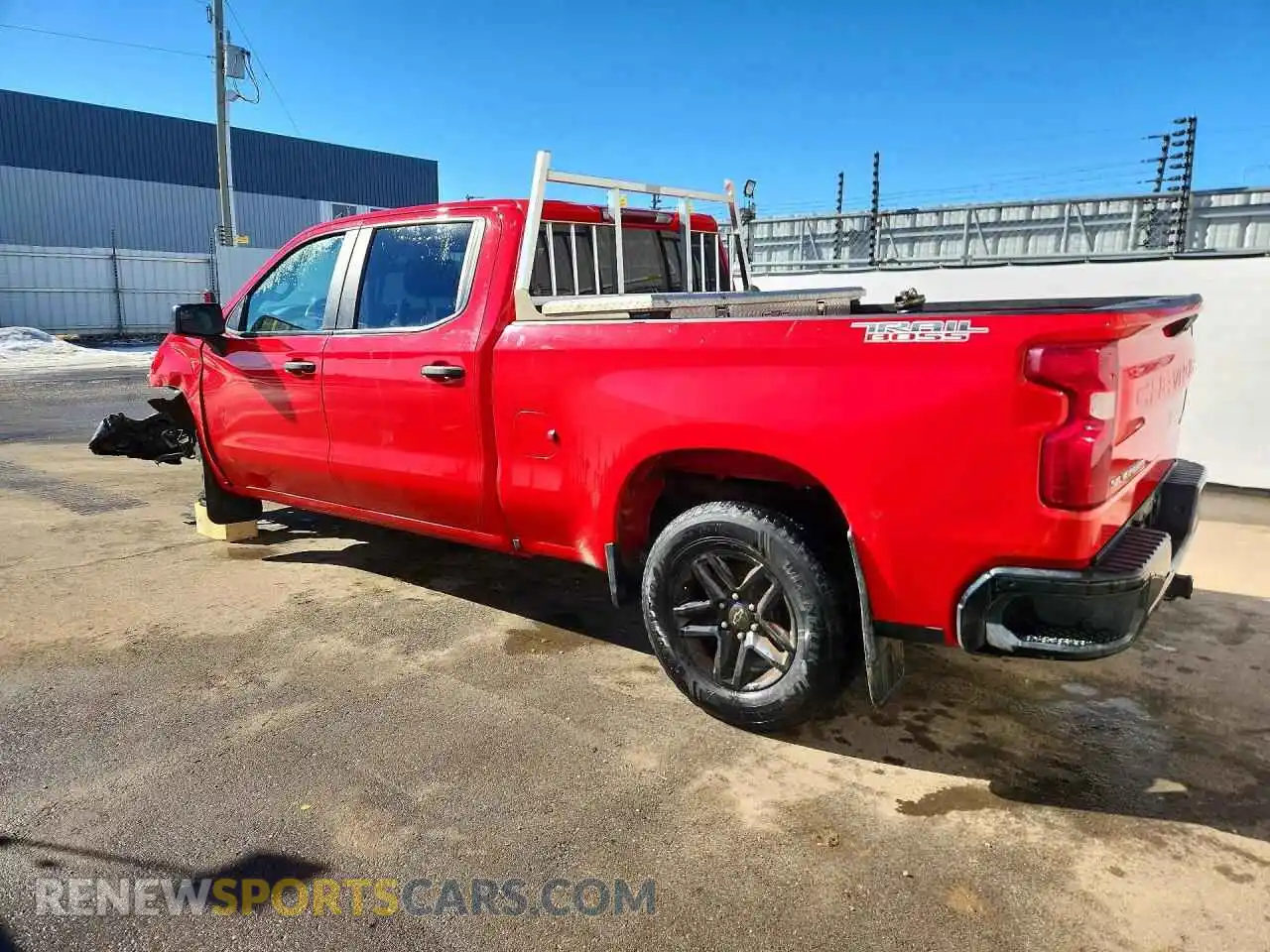 2 Photograph of a damaged car 3GCUDCED1RG299929 CHEVROLET SILVERADO 2024