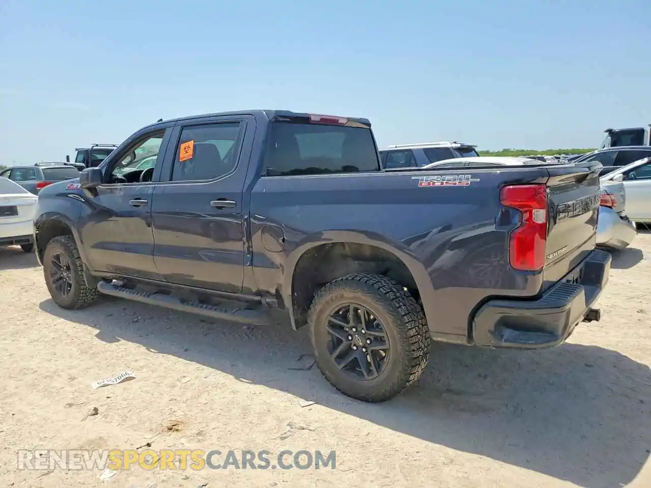 2 Photograph of a damaged car 3GCUDCED9RG426412 CHEVROLET SILVERADO 2024
