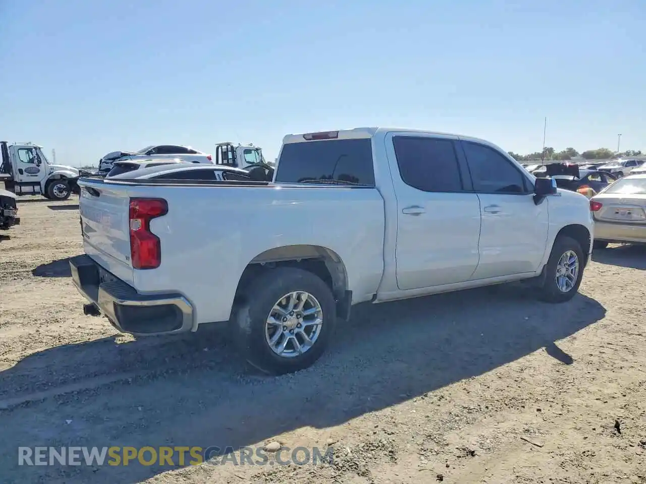 3 Фотография поврежденного автомобиля 3GCUDDE83RG240583 CHEVROLET SILVERADO 2024