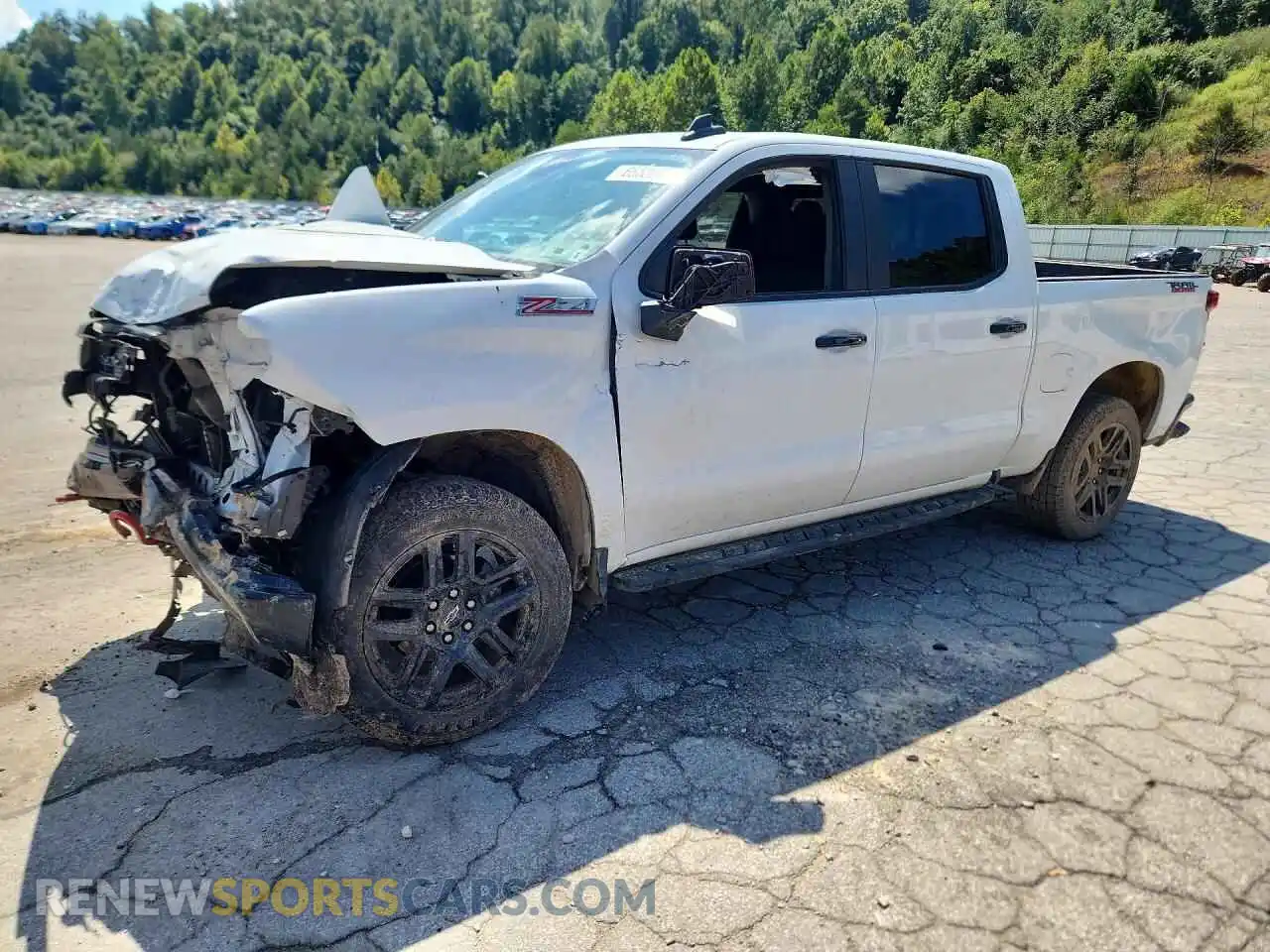 1 Photograph of a damaged car 3GCUDFE83RG169994 CHEVROLET SILVERADO 2024