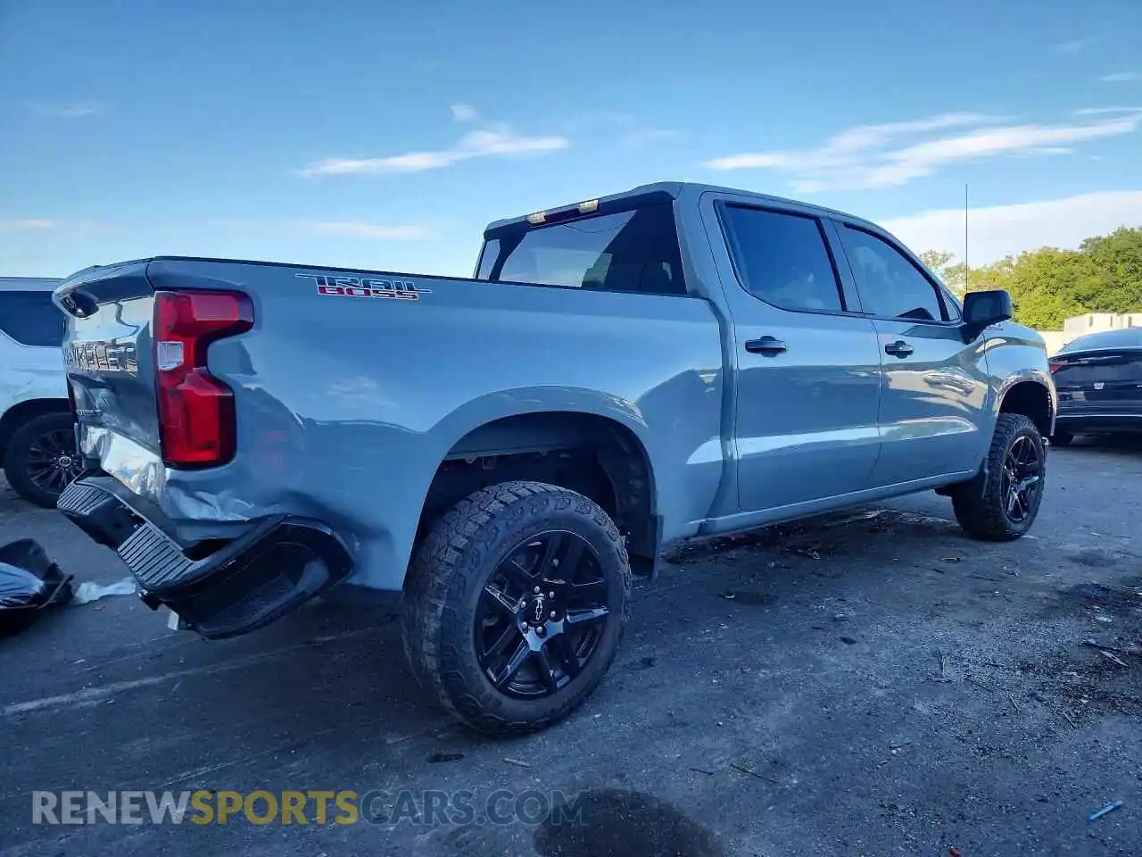 3 Фотография поврежденного автомобиля 3GCUDFEDXRG358087 CHEVROLET SILVERADO 2024