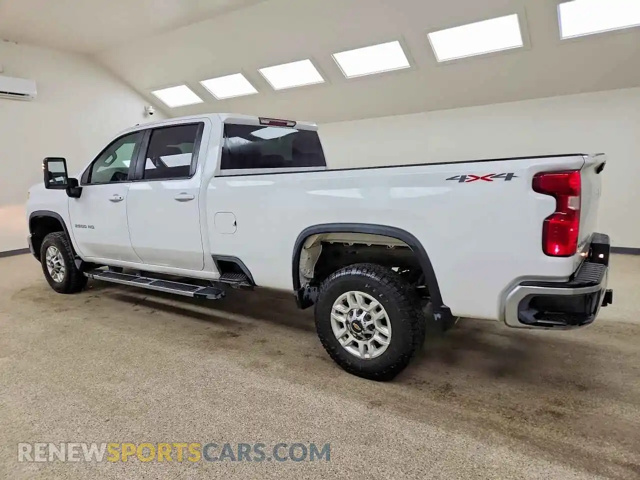 2 Photograph of a damaged car 1GC1KNE75SF369907 CHEVROLET SILVERADO 2025