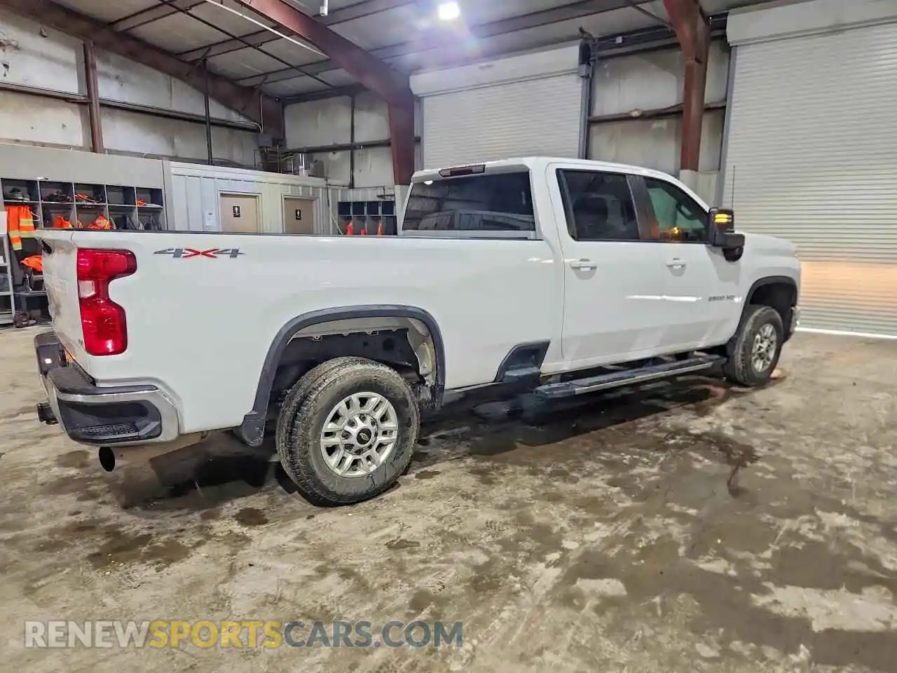 3 Photograph of a damaged car 1GC1KNEY6SF298919 CHEVROLET SILVERADO 2025