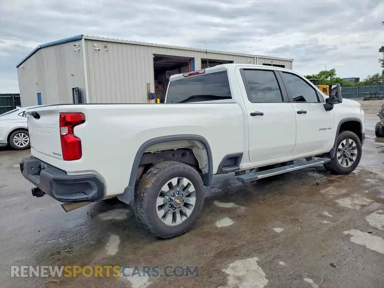 3 fotografías del automóvil dañado 1GC4KME77SF151359 CHEVROLET SILVERADO 2025