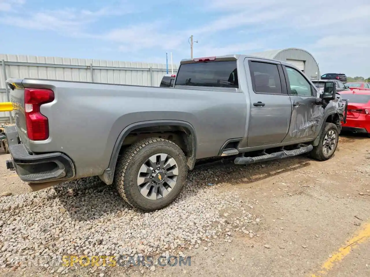 3 Photograph of a damaged car 1GC4KME78SF293185 CHEVROLET SILVERADO 2025