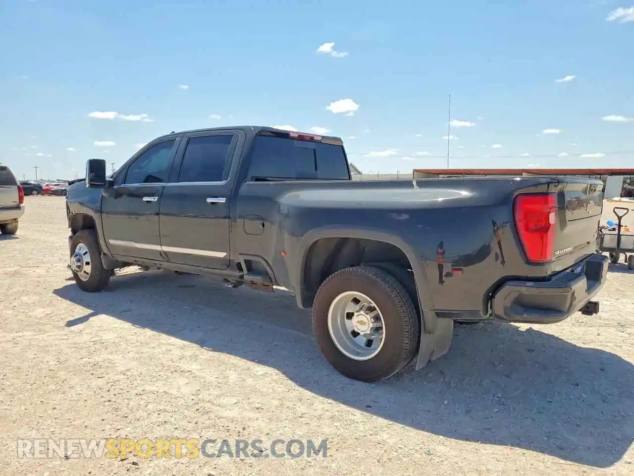 2 Photograph of a damaged car 1GC4KVEY4SF226260 CHEVROLET SILVERADO 2025