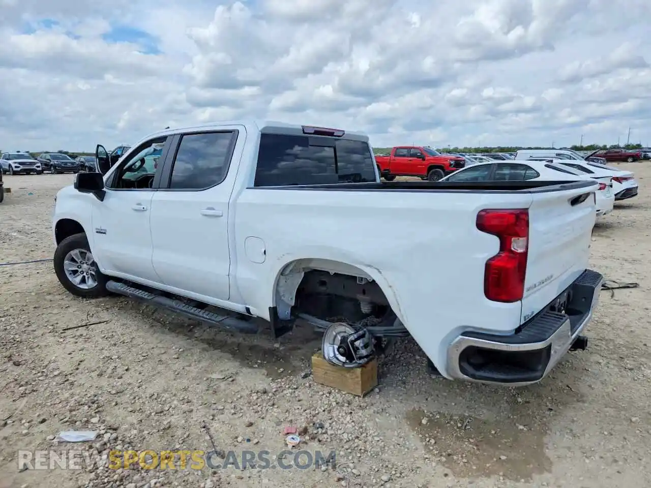 2 Photograph of a damaged car 1GCPACED5SZ111635 CHEVROLET SILVERADO 2025