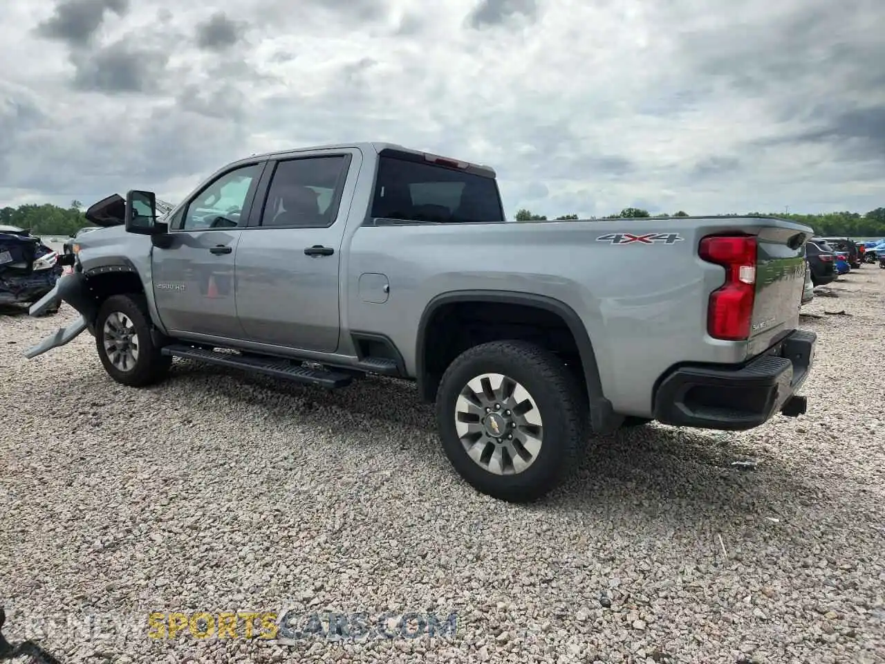 2 Photograph of a damaged car 2GC4KME73S1180820 CHEVROLET SILVERADO 2025