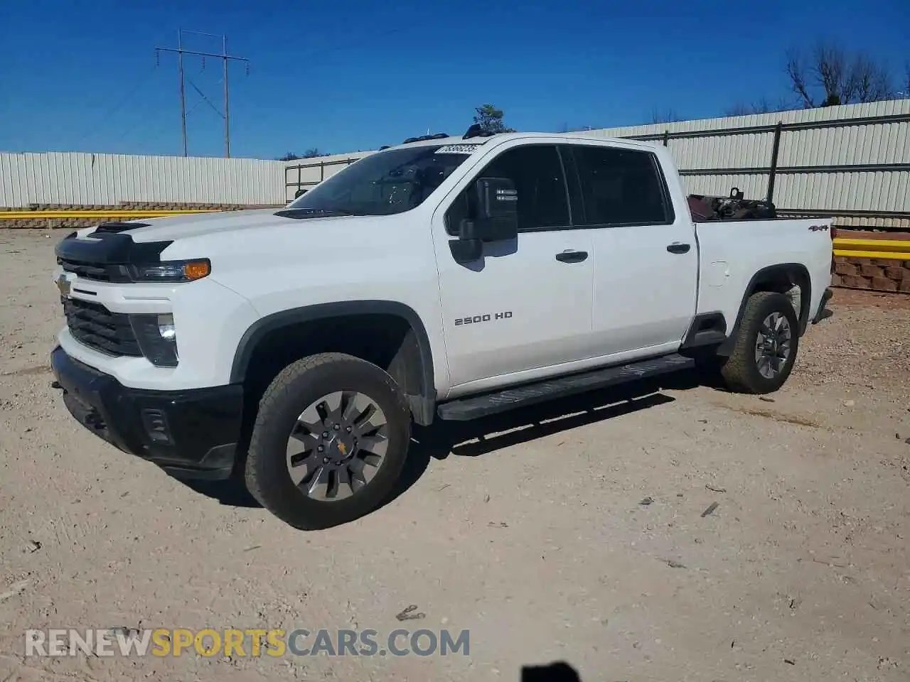 1 Photograph of a damaged car 2GC4KME74S1146594 CHEVROLET SILVERADO 2025